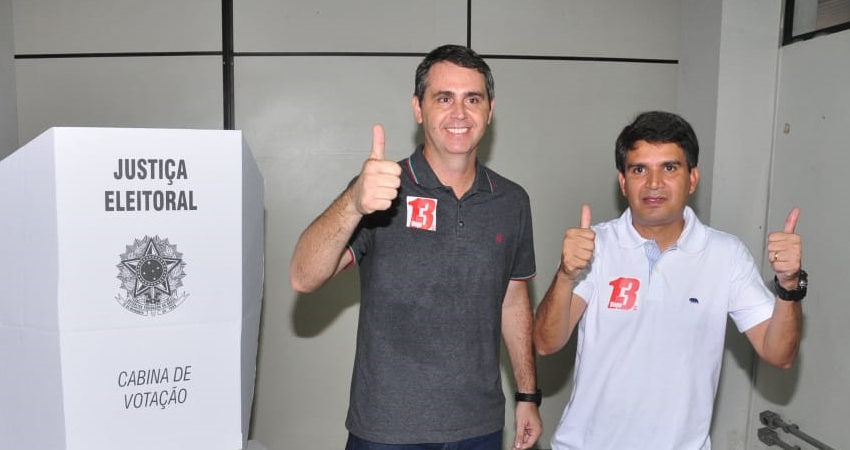 Marcus Alexandre vota e diz acreditar em um 2º turno: “A partir de amanhã é uma nova eleição”