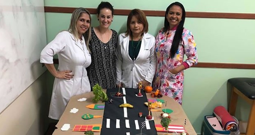 Aluna de Nutrição da Universidade Federal do Acre realiza oficina de seletividade alimentar e estimulação sensorial com crianças autistas