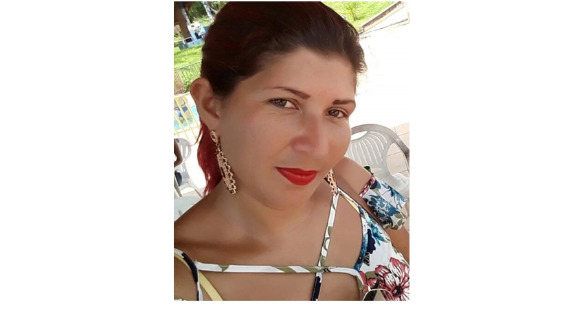 Corpo de mulher é encontrado em estado de decomposição dentro de apartamento