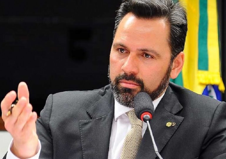 Após agenda com Gladson, Alan Rick também testa positivo para Covid-19 