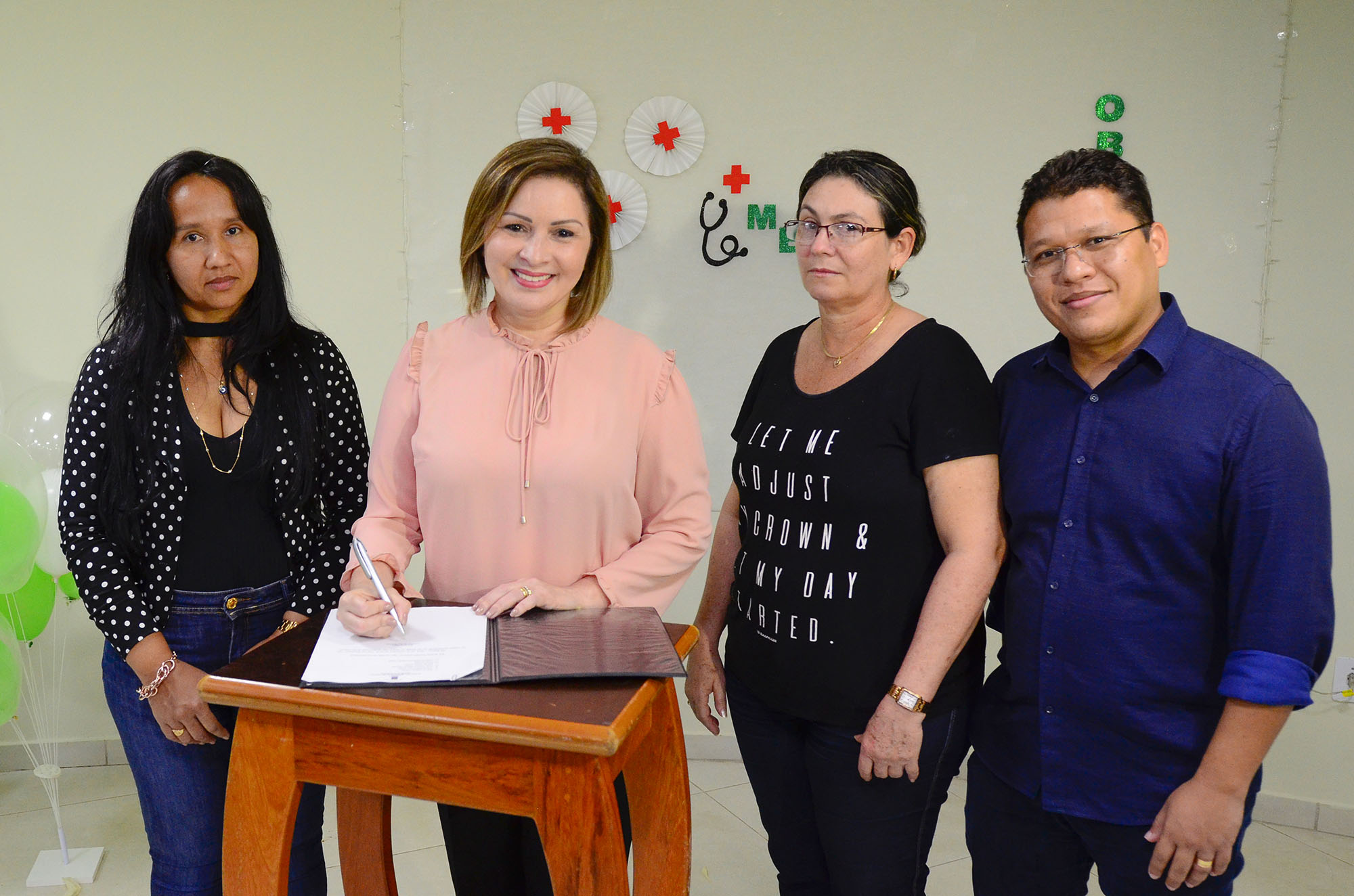 Prefeitura de Rio Branco homenageia médicos cubanos que atuaram no município
