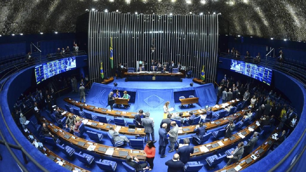 Senado aprova aumento de 16% para ministros do Supremo e PGR; salários passarão a R$ 39,2 mil
