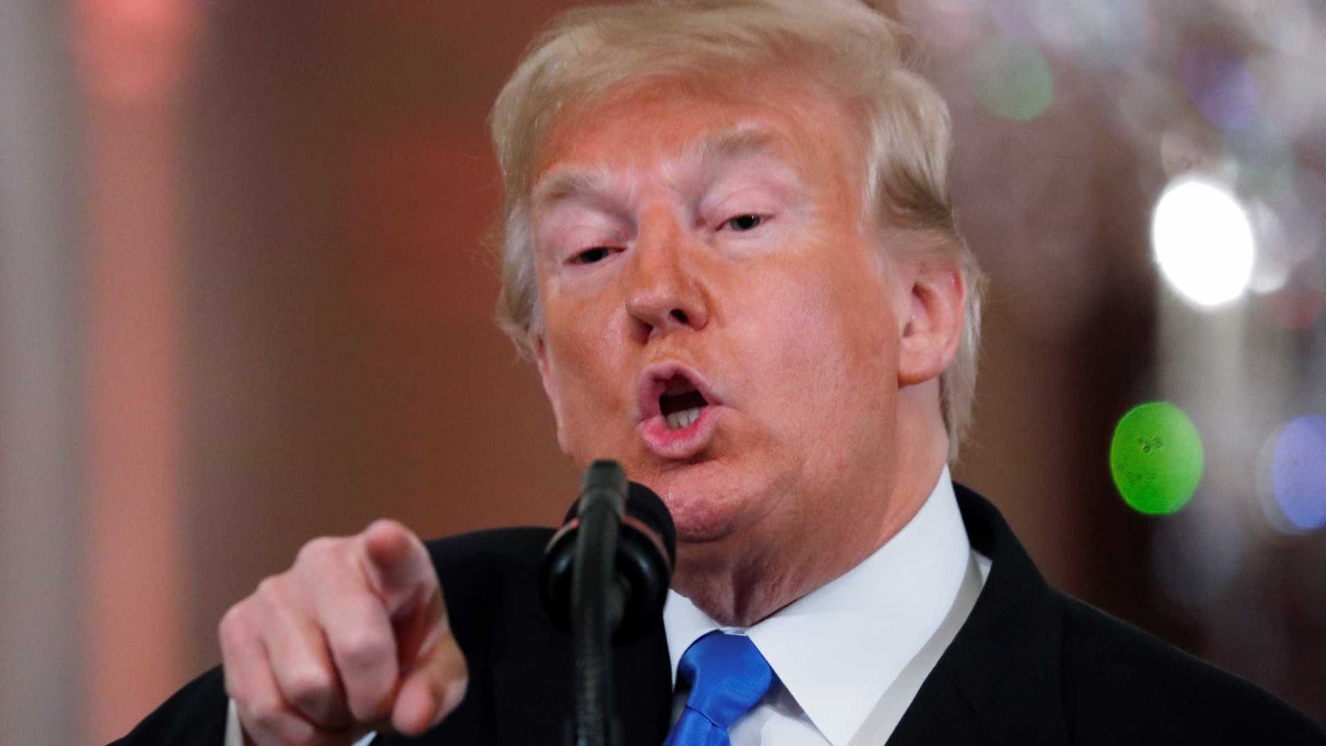 Facebook diz que ajudou a eleger Trump sem fake news; entenda