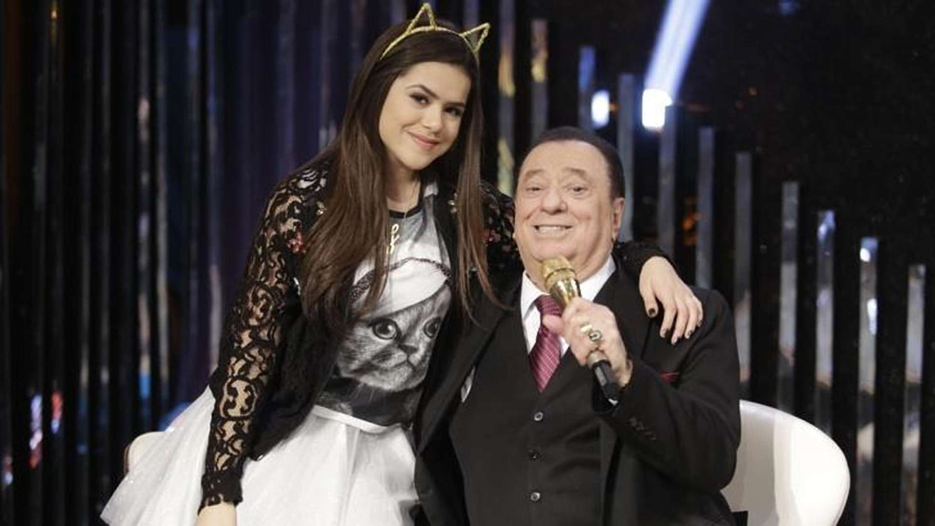 Raul Gil xinga Maisa em público: ‘Aquela bostinha’
