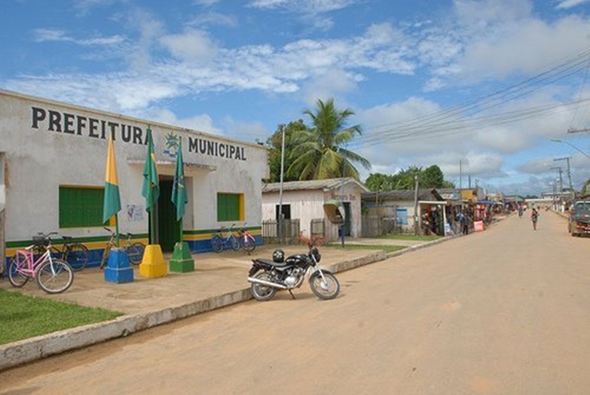 Câmara Municipal de Manoel Urbano aprova Lei que reduz salário das autoridades no município