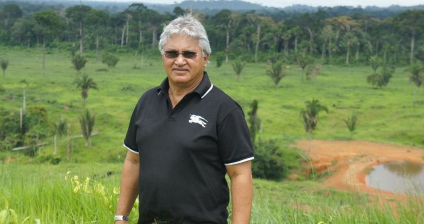 Após ser vítima de assalto e ter caminhonete roubada, empresário acreano diz que está bem e em segurança