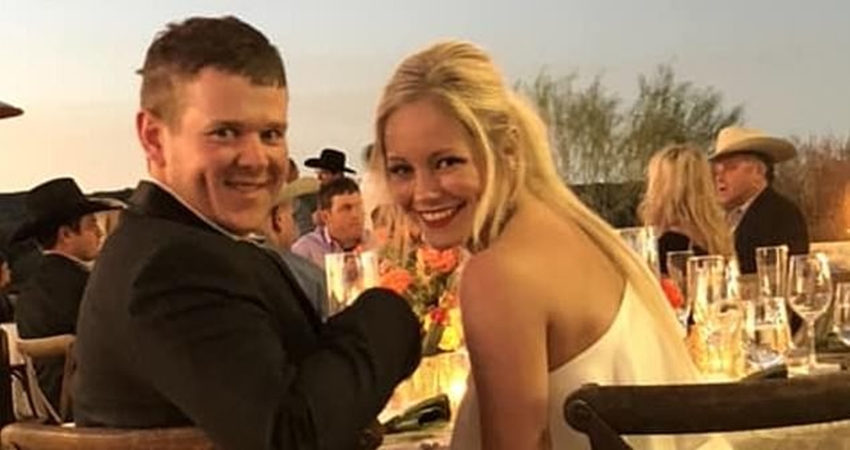 Noivos morrem em acidente aéreo horas após casamento