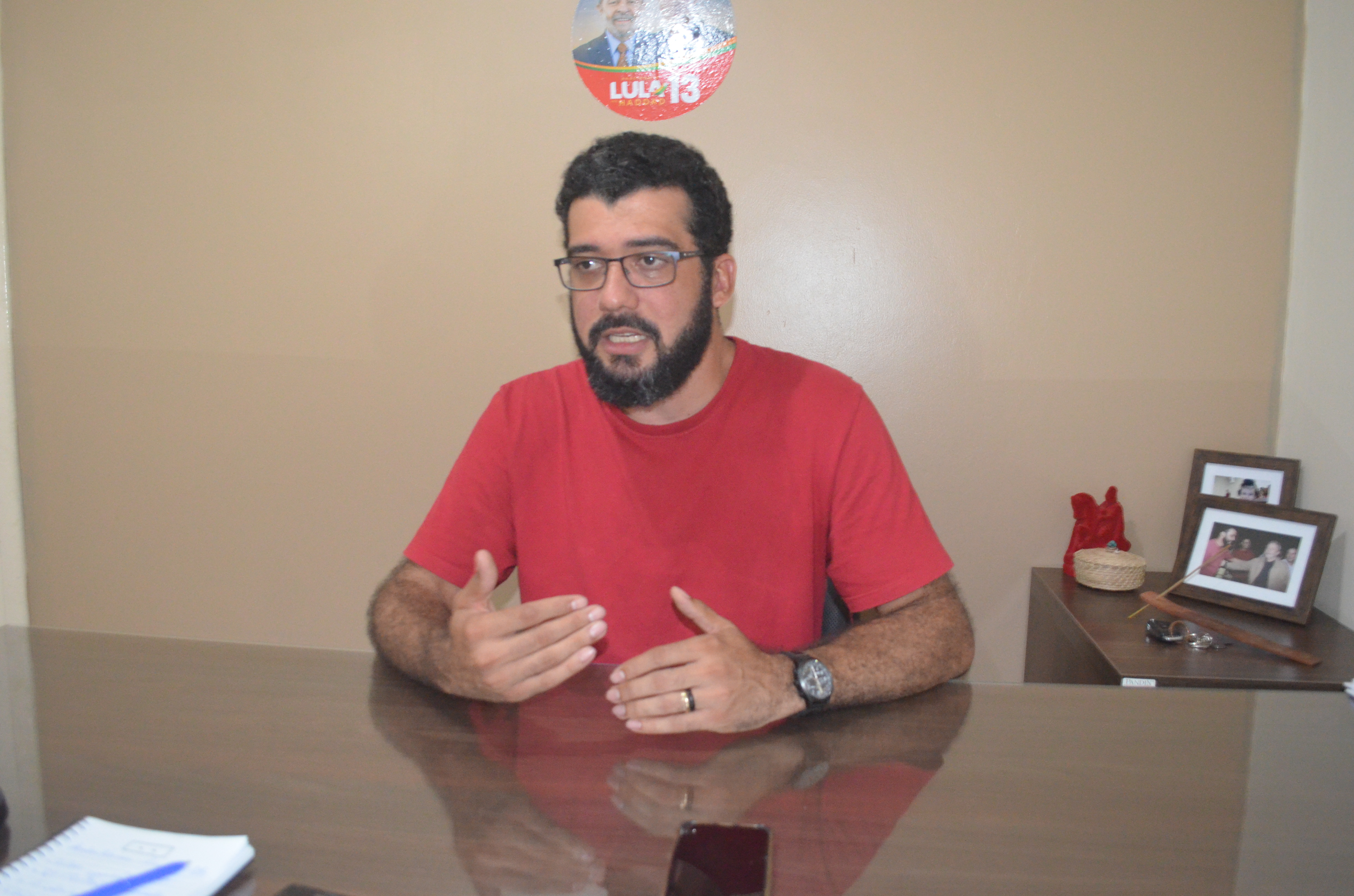 Presidente do PT diz que quem sair da Frente Popular não será chamado de traidor