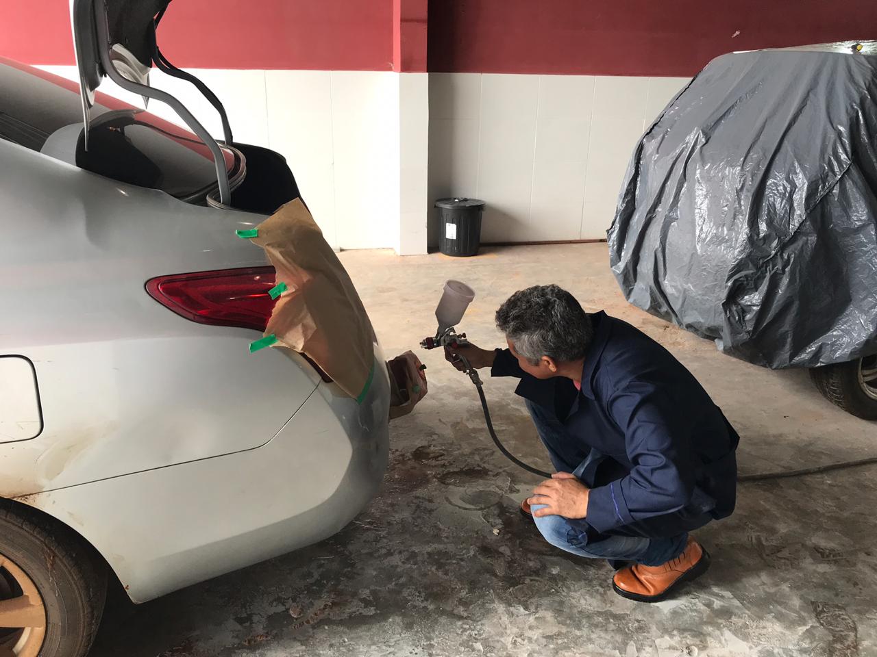 Arte 10 oferece os melhores serviços em pintura automotiva, lanternagem e polimento em Rio Branco