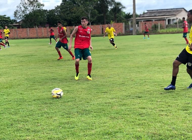 Profissional e sub- 20 do Galvez se enfrentaram em jogo teste para pré-temporada 2019