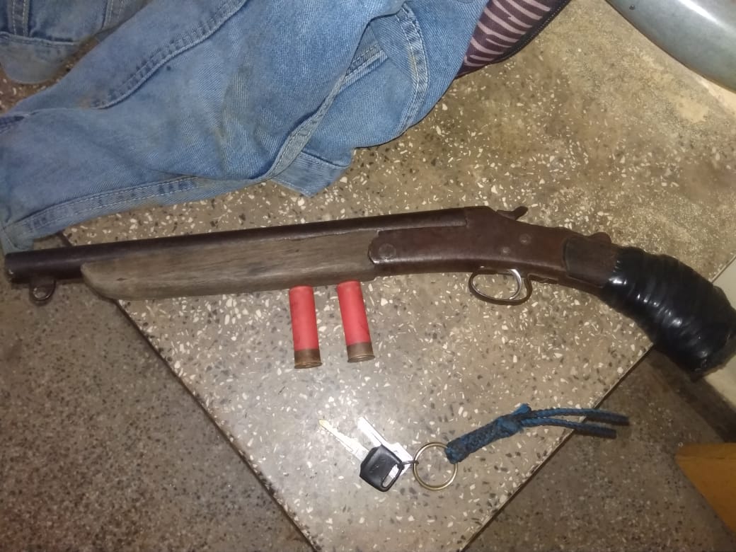Polícia Militar apreende menores com arma e moto roubada em Rio Branco
