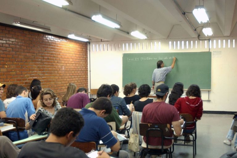 Ministério da Educação divulga resultados do Sisu nesta segunda-feira; confira
