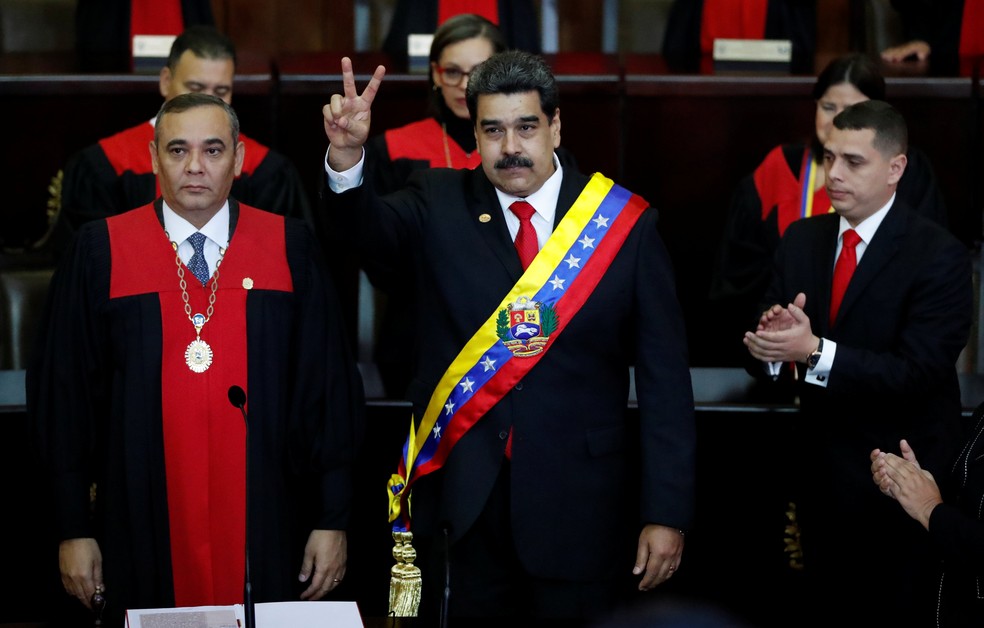 OEA aprova texto que não reconhece novo mandato de Maduro como presidente da Venezuela