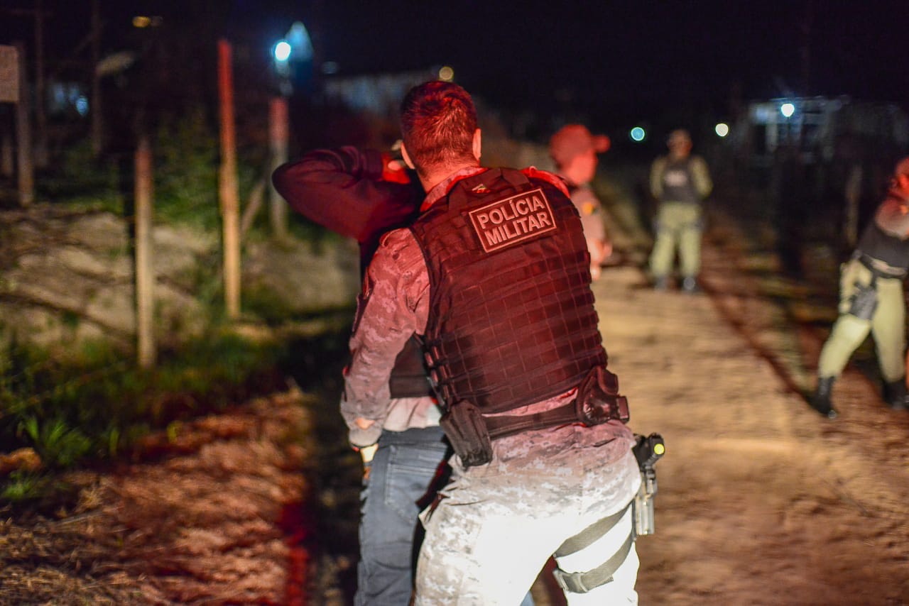 PM intensifica ações contra o crime e apreende 9 armas e recupera 5 veículos roubados