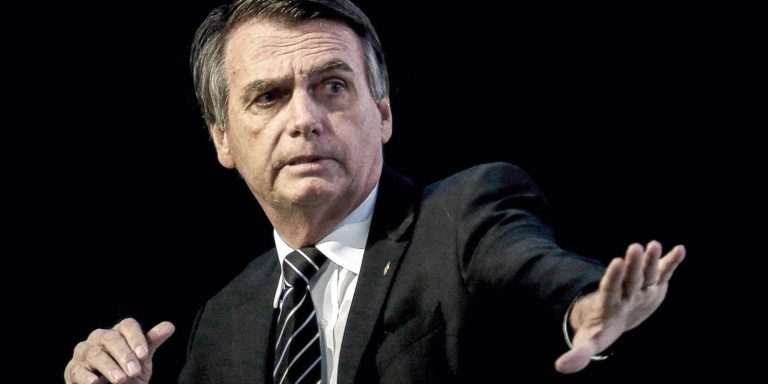 Ensino domiciliar, final da Copinha e Bolsonaro de volta ao Brasil: comece o dia informado