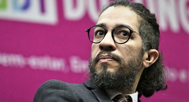 O adeus do deputado Jean Wyllys e as muitas coincidências que a imprensa não viu