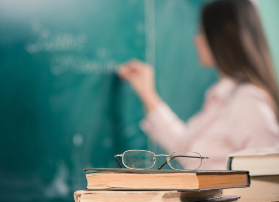 Secretaria de Educação abre seis processos seletivos para professores na Capital e interior