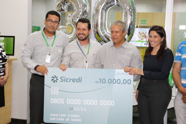 Associados de Vila Bela da Santíssima Trindade (MT) e Araputanga (MT) são contemplados em Seguro Residencial e ganham 10 mil reais