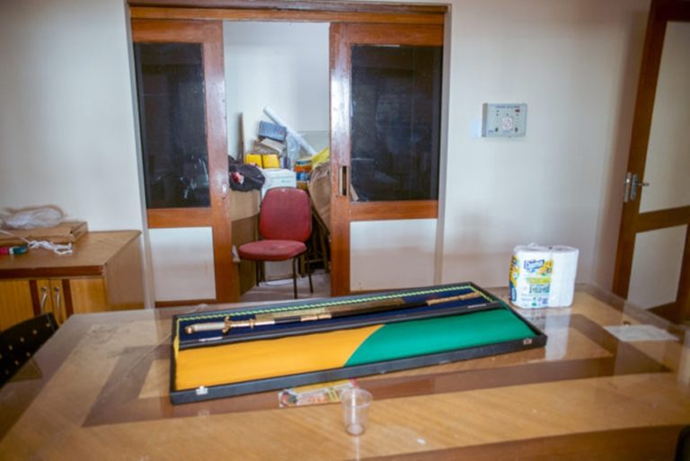 Espada ‘Plácido de Castro’ é encontrada abandonada no Memorial dos Autonomistas