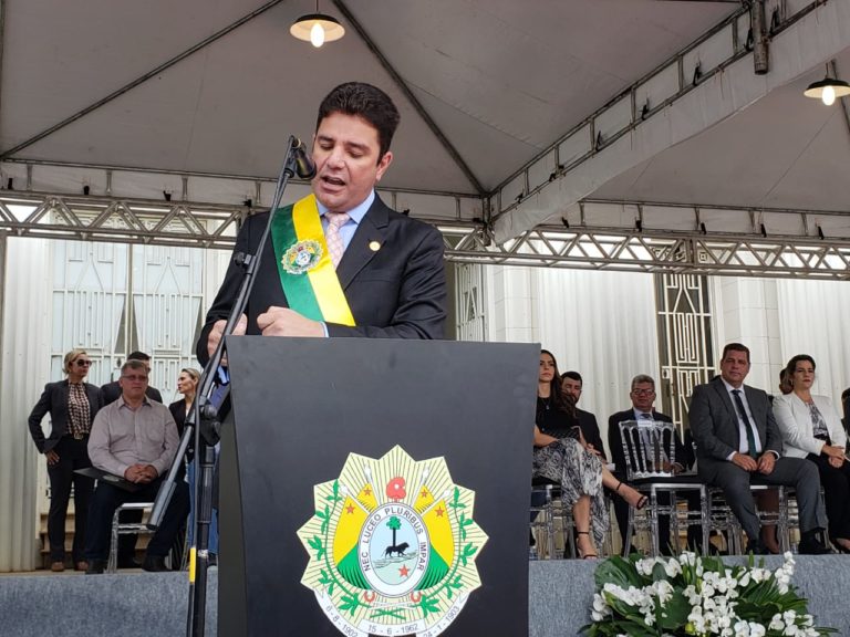 Gladson Cameli avalia os 80 dias de governo e afirma: “O governo já deu certo”