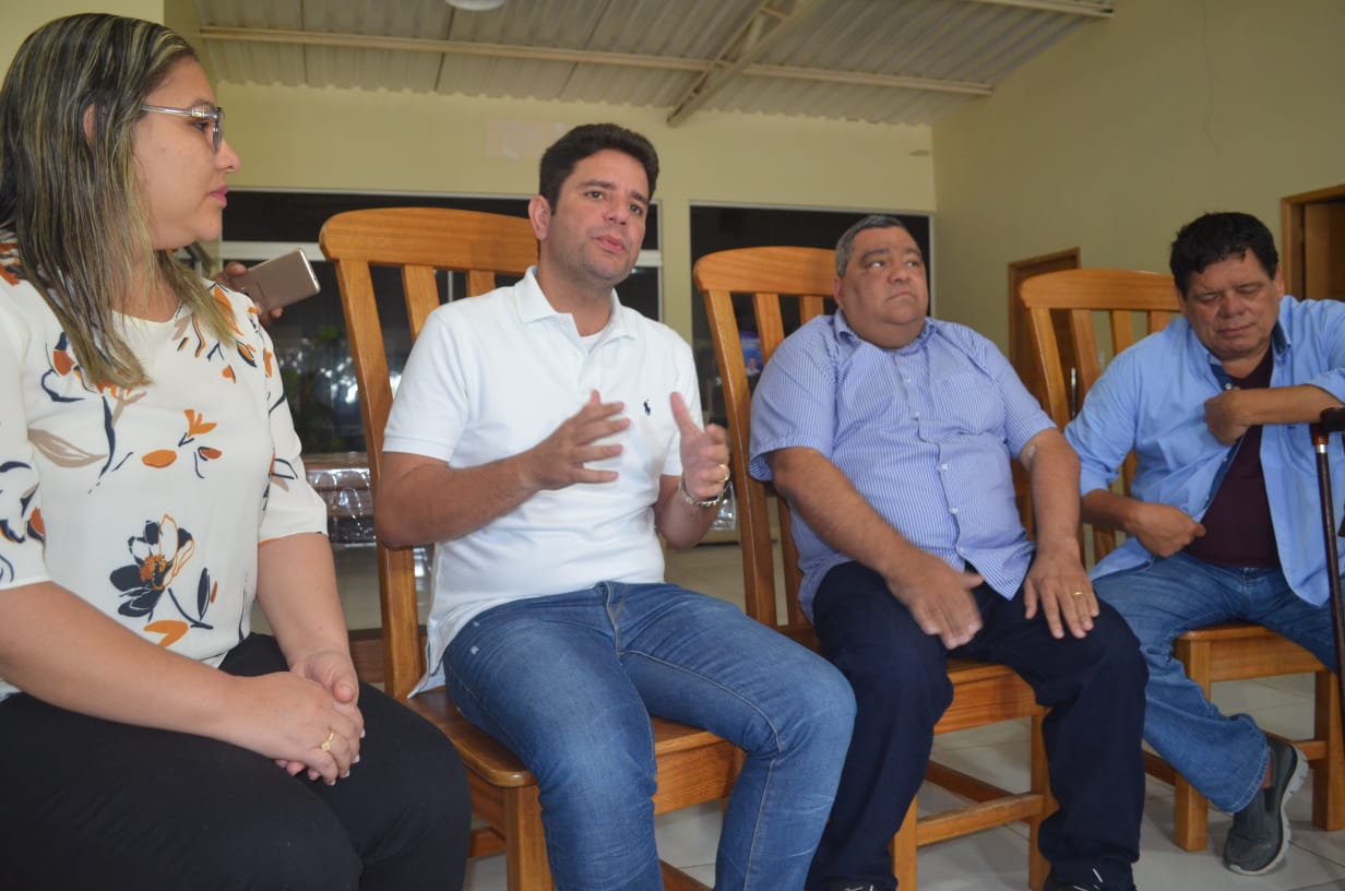 “O governo já deu certo”, garante Gladson durante agenda em Sena Madureira