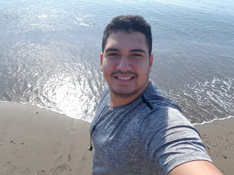 Jovem de Sena com TDAH que passou em medicina na Ufac morre aos 23 anos, na UTI do PS