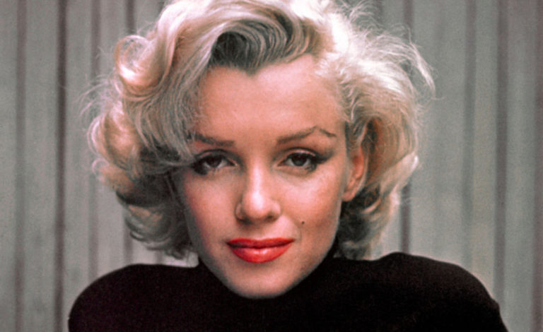 Mecha de cabelo de Marilyn Monroe está à venda por R$ 51,6 mil