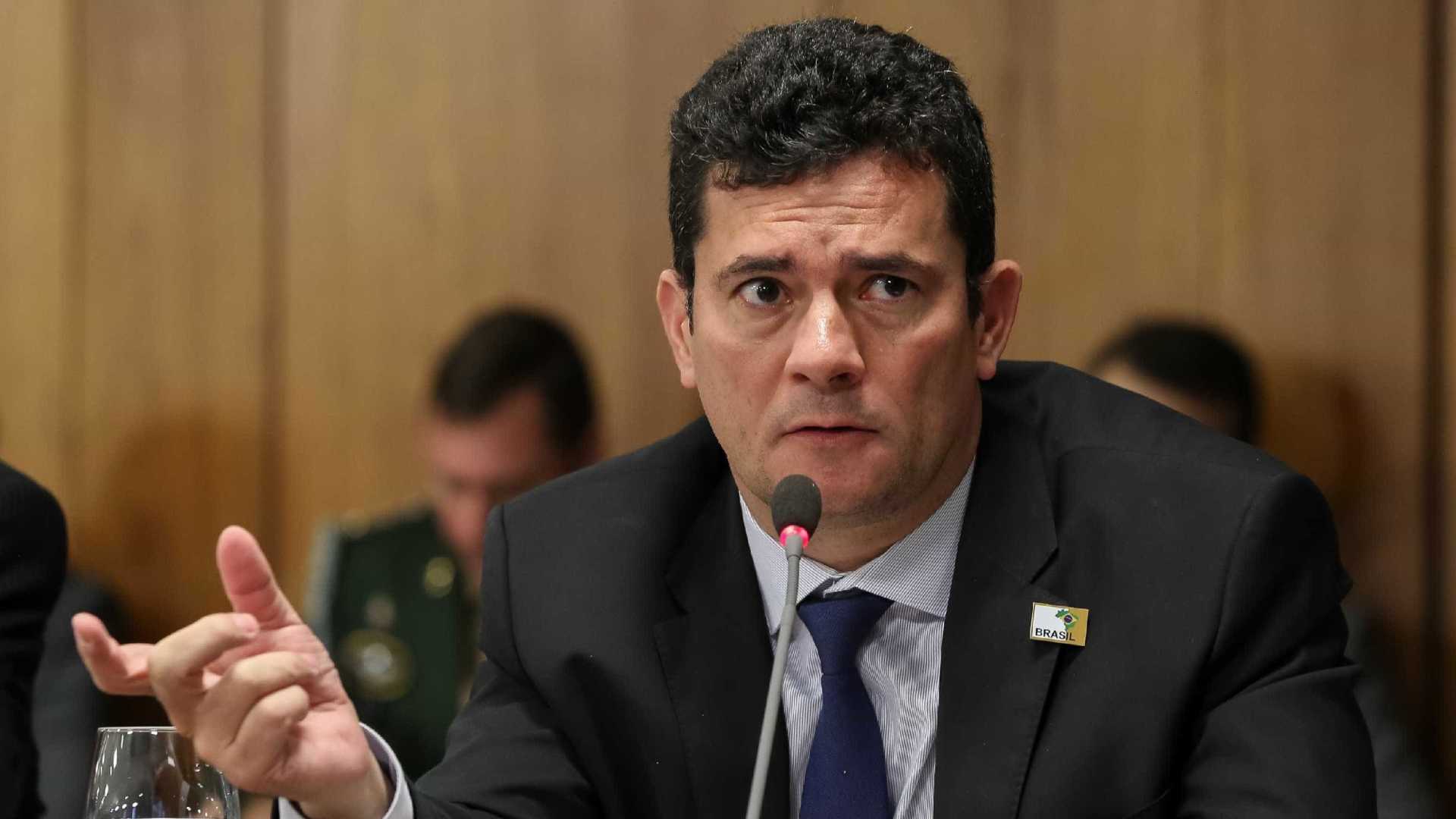 Moro pede inquérito à PGR e cita ‘possível equívoco’ de porteiro