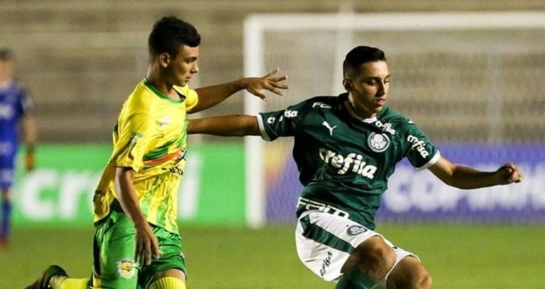 Galvez é recebido com festa no Acre e já tem destino para elenco da Copa SP