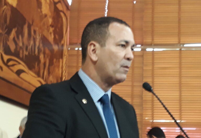 Neném Almeida denuncia insegurança no Juruá: “Não existe 190 em Cruzeiro do Sul”