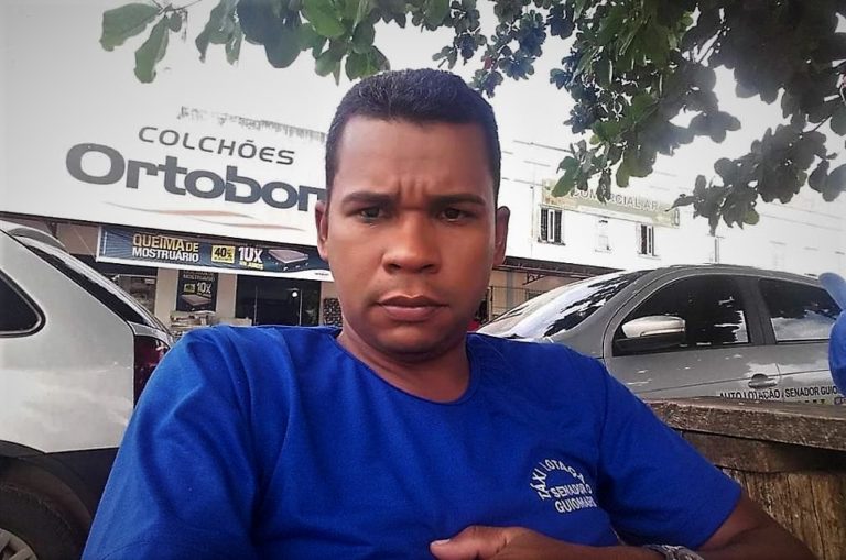 Taxista é morto com 5 tiros em frente à casa do sobrinho, em Senador Guiomard