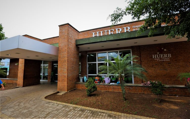 Familiares dizem que paciente internado no Huerb pode ter perna amputada e morrer