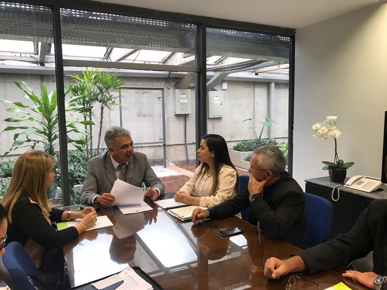 Prefeita Fernanda Hassem vai a Brasília em busca de recursos para Brasileia