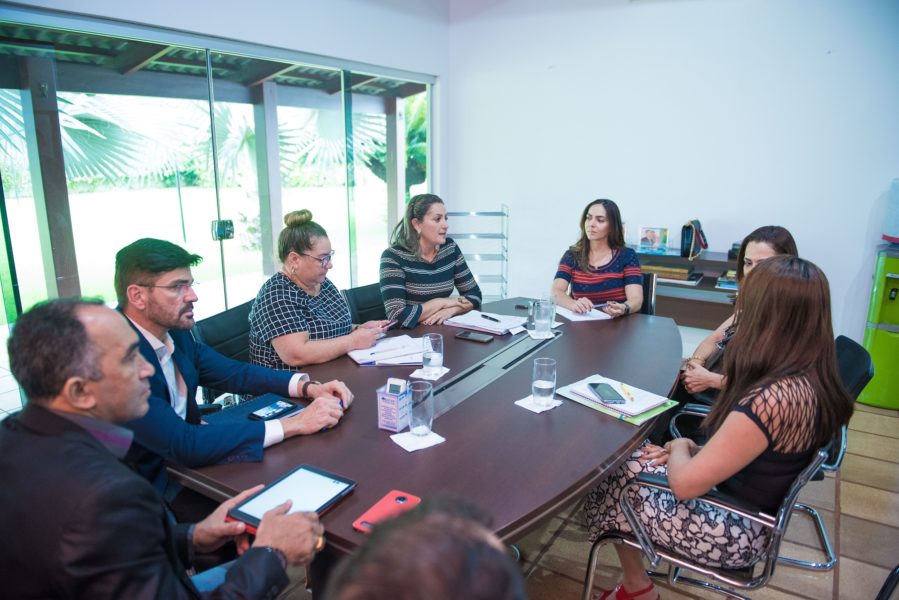 Política para mulheres incluirá proteção a vítimas de violência por meio de aplicativo e polícia