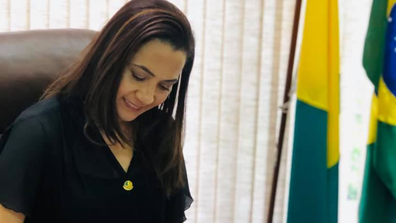 Senadora Mailza Gomes oferece ajuda a municípios acreanos atingidos por enchentes