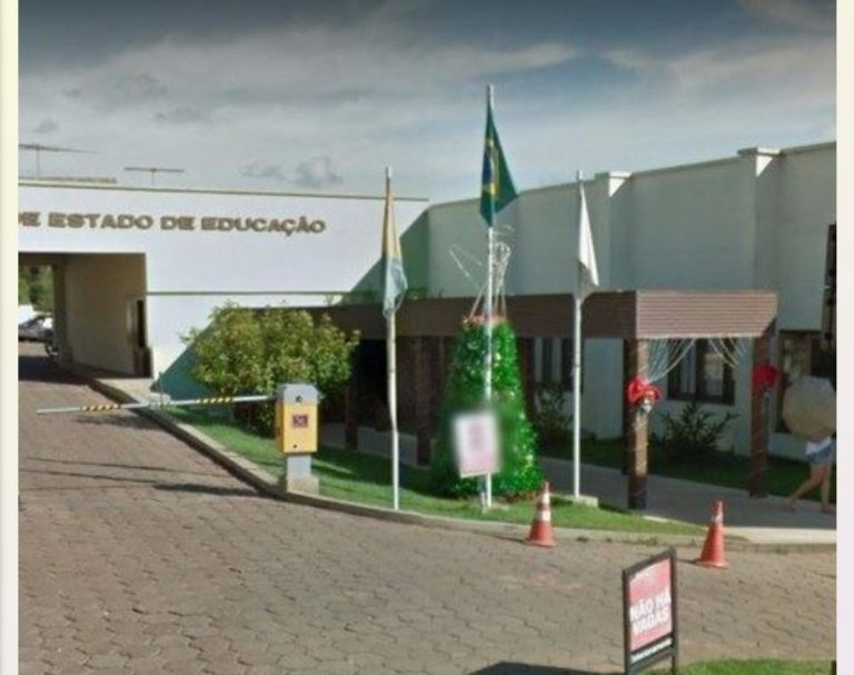 Ex-secretários de Educação são multados por irregularidades em uso de combustível