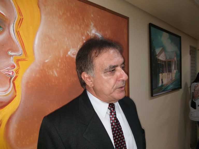 Farmácia Popular será reativada em todos os municípios, afirma Bestene