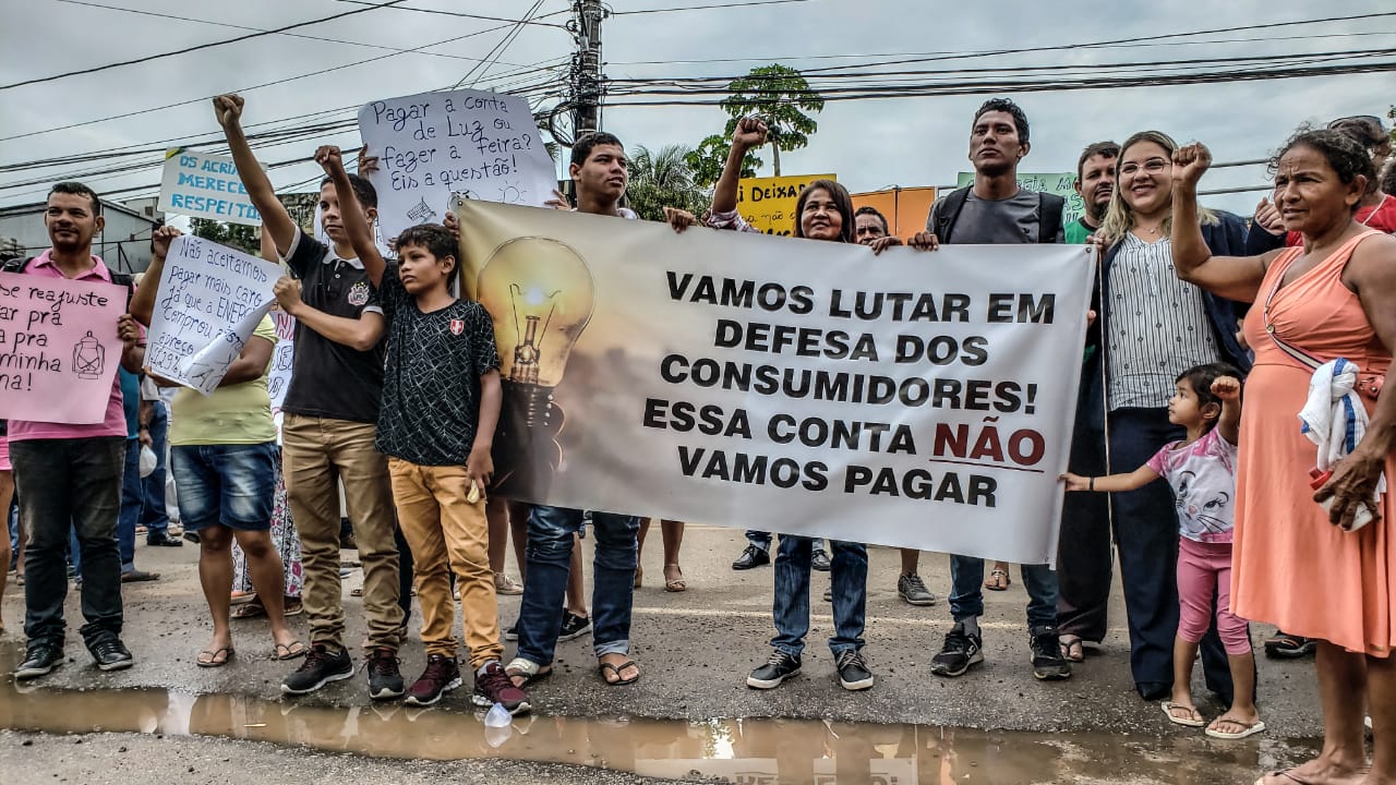 Consumidores dizem que valor da energia aumentou 100% no Acre e ameaçam formar ‘barreira’