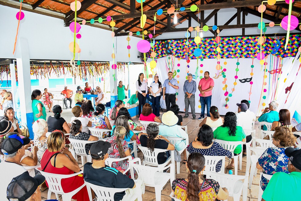 Centro de Convivência do Idoso realiza tradicional Baile de Carnaval, em Cruzeiro do Sul