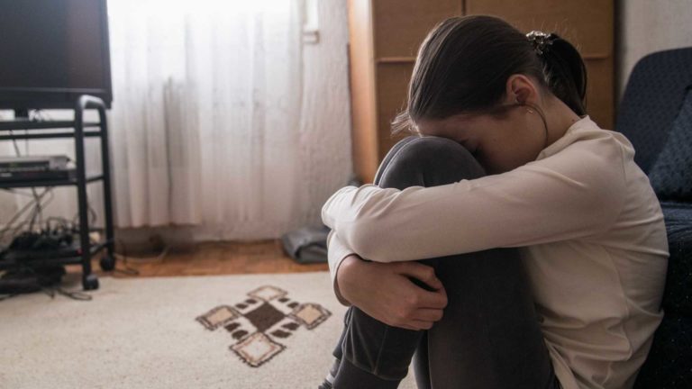 Spray nasal pode ser usado como tratamento revolucionário da depressão