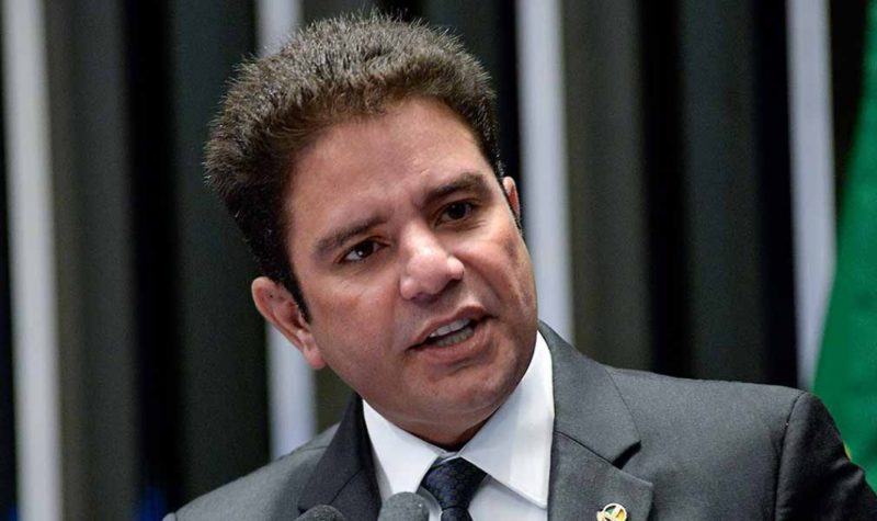 Gladson autoriza contratação imediata de três mil professores aprovados em concurso