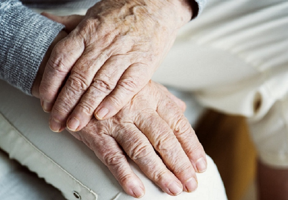 Saiba por que ganhar R$ 440 aos 60 anos é melhor que esperar até os 65 pelo salário mínimo
