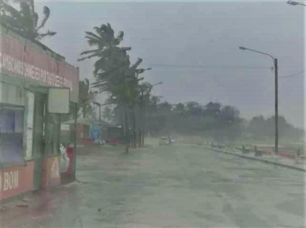 Vídeo: ciclone destrói cidade africana onde igreja do Acre possui sede; pastores se mobilizam