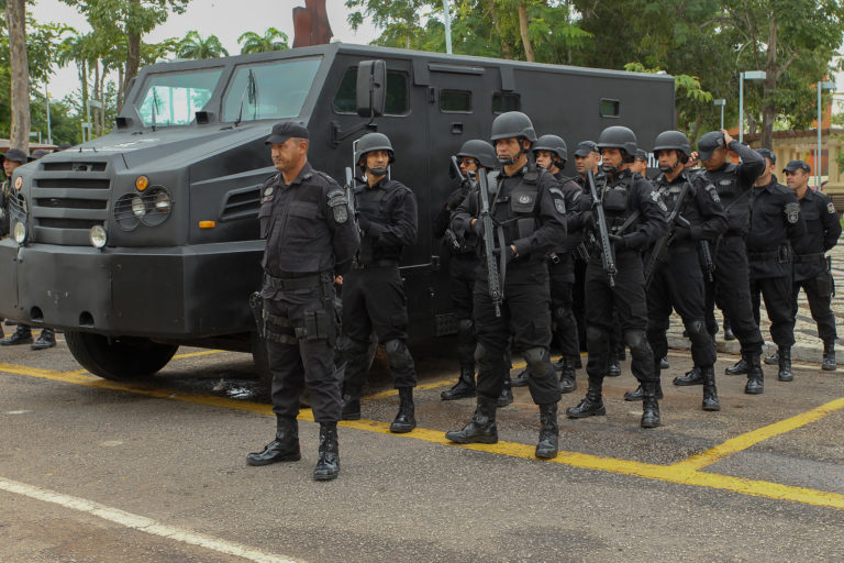 Bope recebe carro blindado para atuar em ações especiais da Segurança Pública