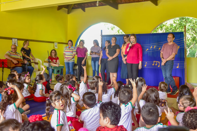 Ano Letivo 2019: Prefeita Socorro Neri continua as visitas às Escolas