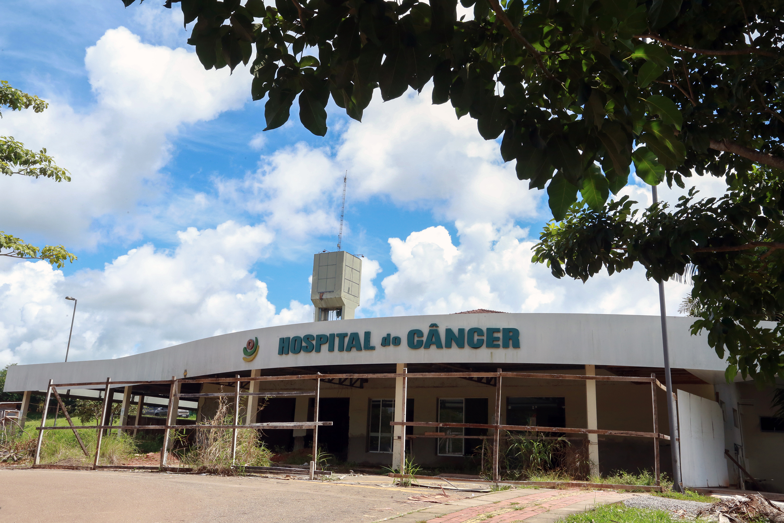 Governo do Acre capta recursos para reforma do Hospital do Câncer, na capital