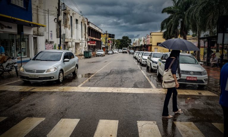 Quarta-feira nublada com com pancadas de chuvas em todo o Acre, diz Sipam