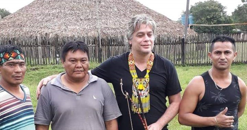 Fábio Assunção telefona a cacique Shanenawa, diz que está melhor e que voltará