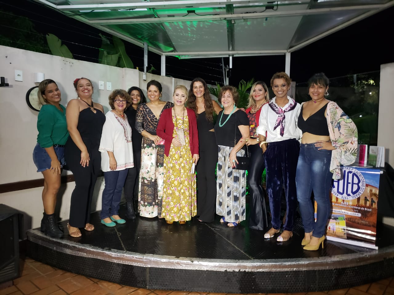Jornalistas escritoras encerram programação do mês das mulheres com música e poesia
