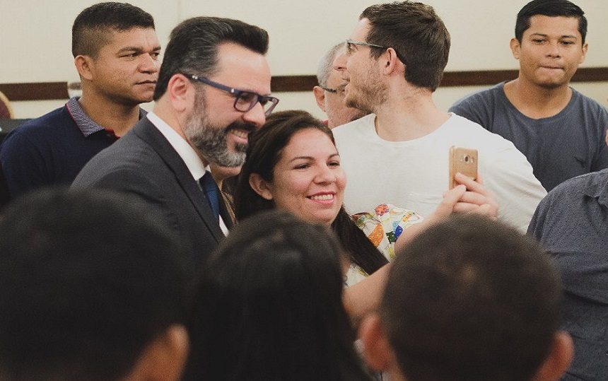 Alan Rick participa em Brasília de reunião com brasileiros aprovados no Mais Médicos